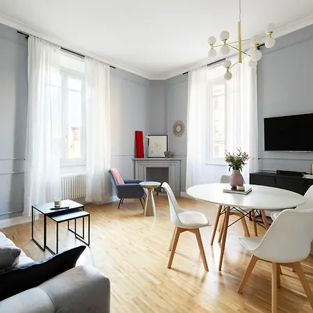 Ych-charming Near San Giovanni Apartment *