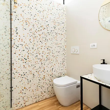 Ych-charming Near San Giovanni