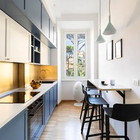 Apartment Ych-charming Near San Giovanni Rom