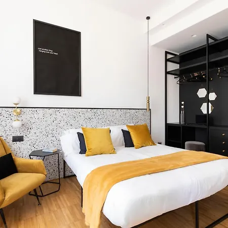 Ych-charming Near San Giovanni Apartment